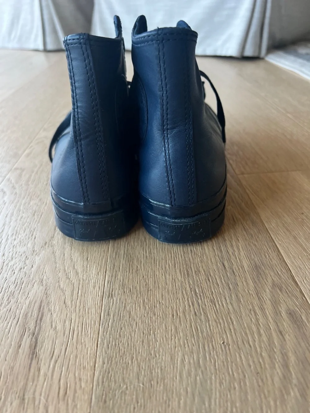 Converse High Top Sneakers In Navy